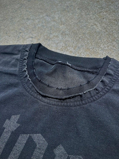 SCATTERED EDGE TEE